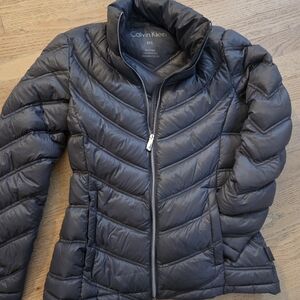 Calvin Klein Women's Pockable Lightweight Puffer Jacket